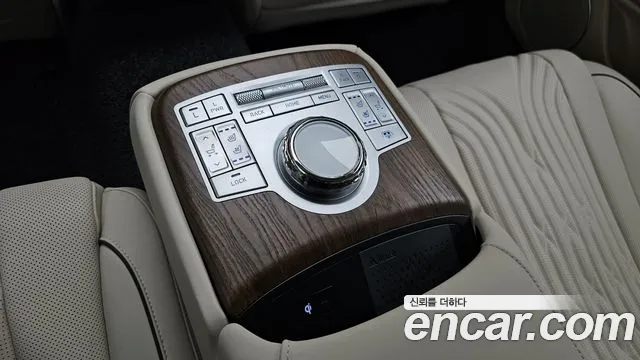 Genesis G80 Бензин 3.5 турбо AWD — Фото автомобиля 17