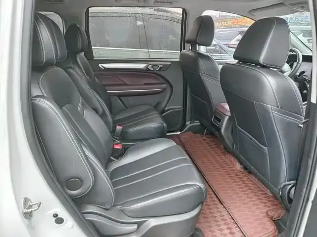 GAC Trumpchi M6 — Фото автомобиля 17