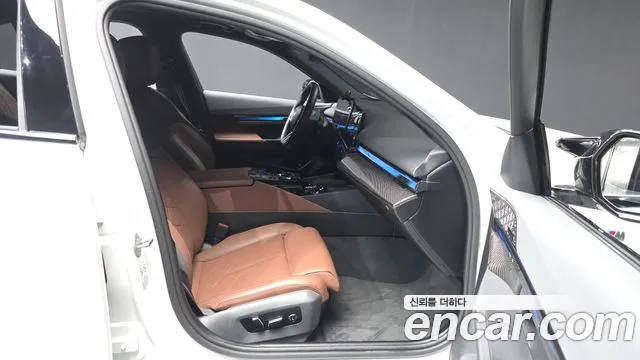 BMW i5 G60 — Фото автомобиля 17