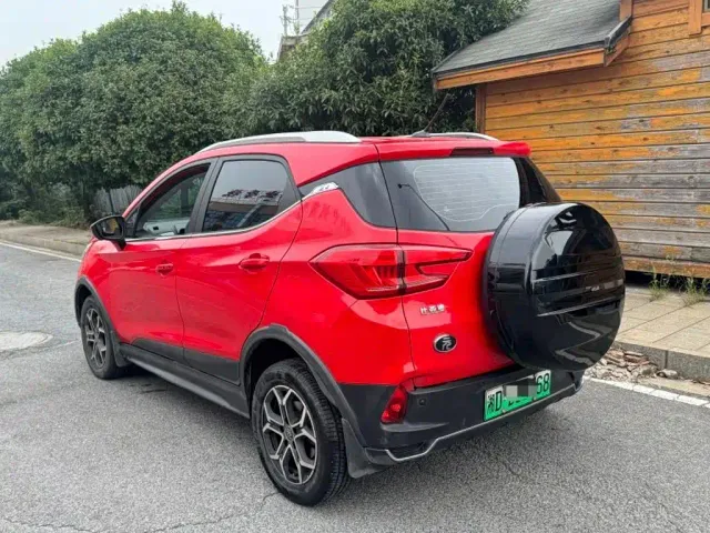 BYD Yuan Pro — Фото автомобиля 4