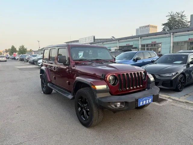 Jeep Wrangler — Фото автомобиля 3