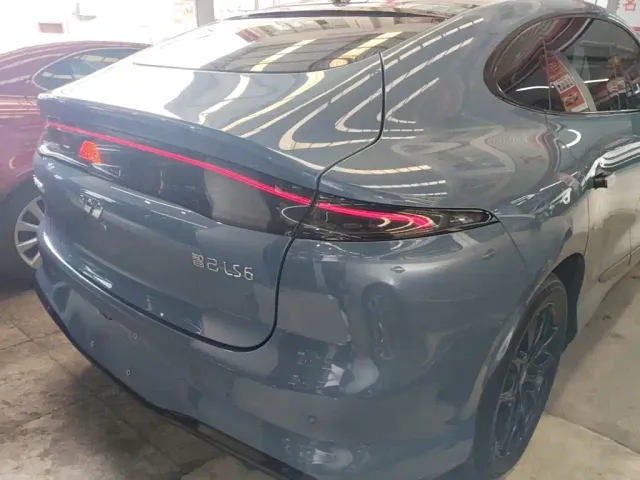 IM Motors LS6 — Фото автомобиля 6