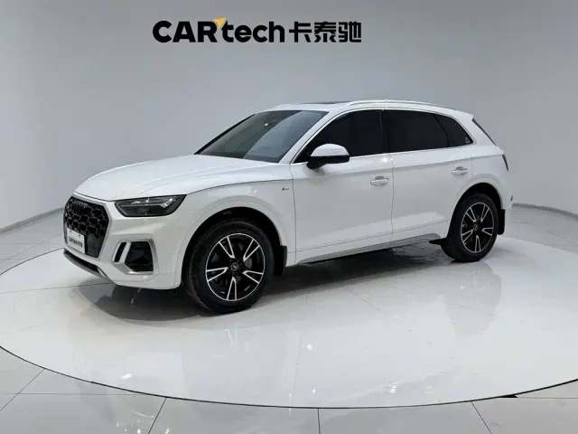 Фотография автомобиля — Audi Q5L