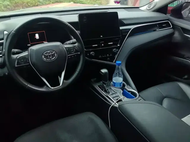 Toyota Camry — Фото автомобиля 12