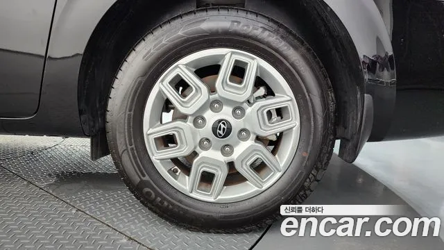 Hyundai Staria — Фото автомобиля 21