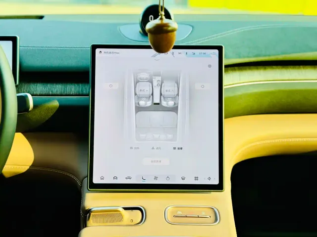 Nio EC6 — Фото автомобиля 6
