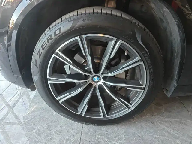 BMW X5 — Фото автомобиля 22
