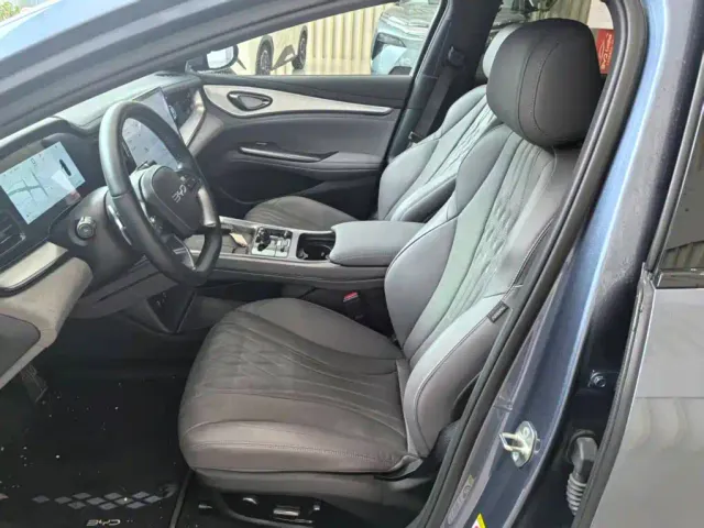BYD Seal 07 DM-i — Фото автомобиля 12