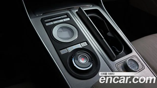 Genesis GV80 2.5T Бензин AWD — Фото автомобиля 9