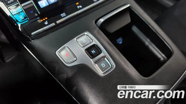 Hyundai Grandeur New — Фото автомобиля 9