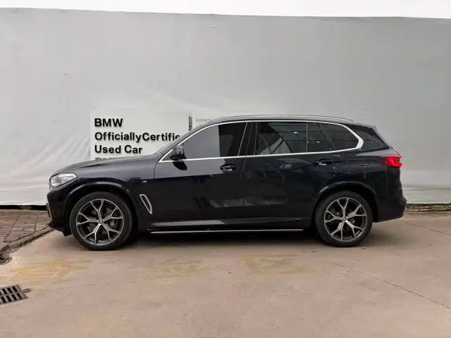 BMW X5 — Фото автомобиля 3