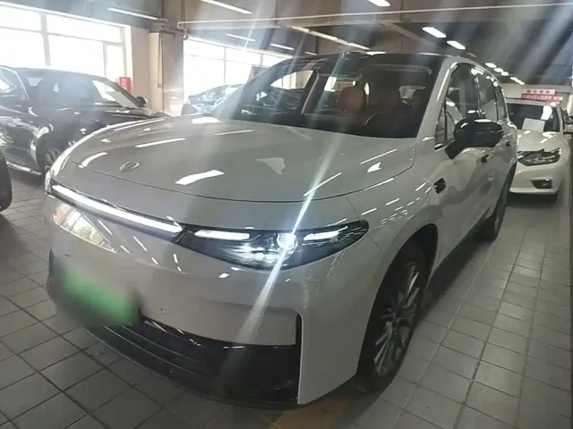 Фотография автомобиля — Leapmotor C10