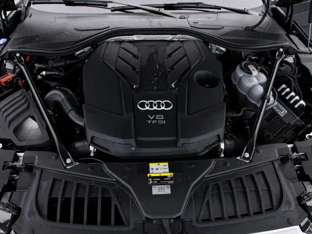 Audi A8 — Фото автомобиля 19