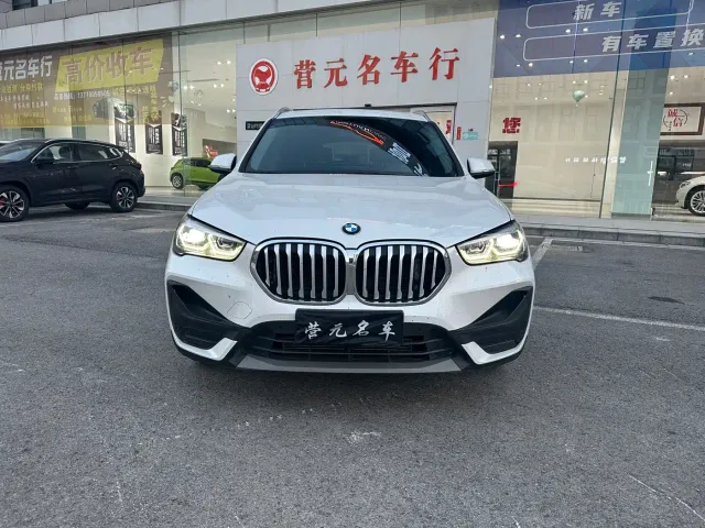 BMW X1 — Фото автомобиля 2