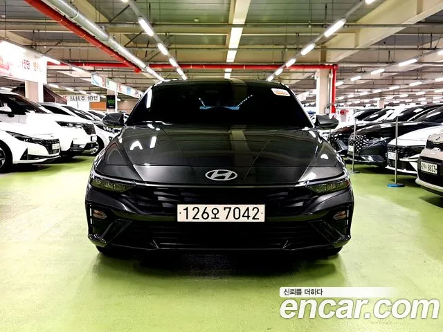 Hyundai Avante CN7 — Фото автомобиля 3