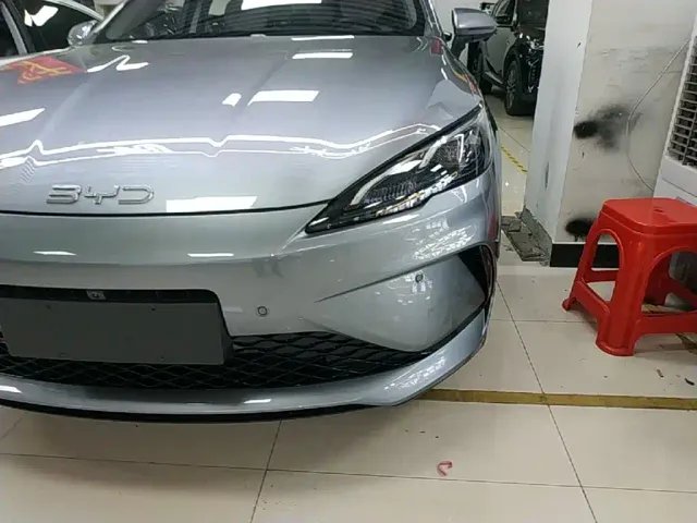 BYD Seal 05 DM-i — Фото автомобиля 23