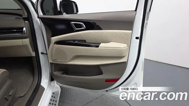 Kia Carnival 4th Gen — Фото автомобиля 14