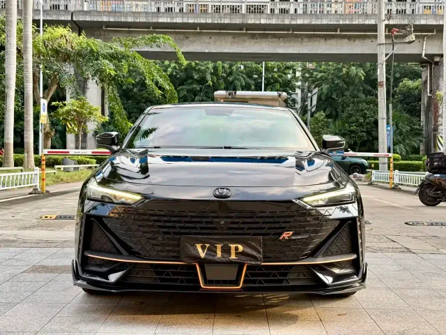 Changan UNI-V — Фото автомобиля 2