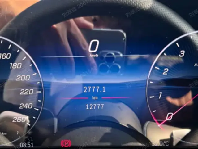Mercedes-Benz E-Class — Фото автомобиля 22