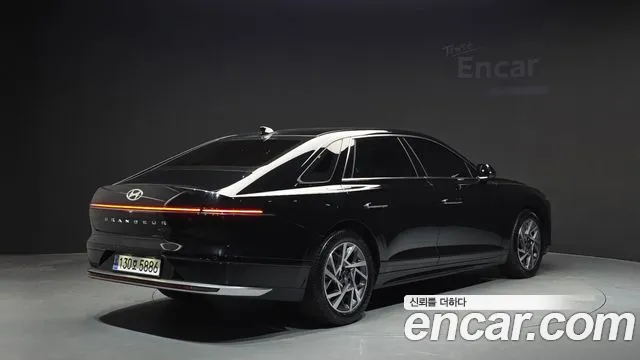 Hyundai Grandeur GN7 — Фото автомобиля 2