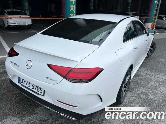 Mercedes-Benz CLS-Class — Фото автомобиля 4