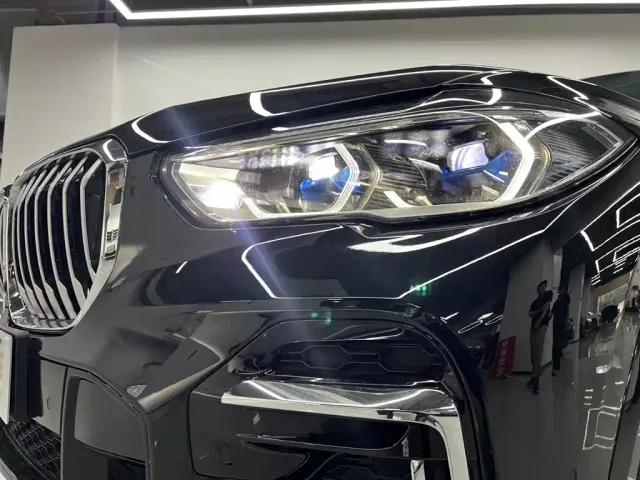 BMW X5 — Фото автомобиля 6