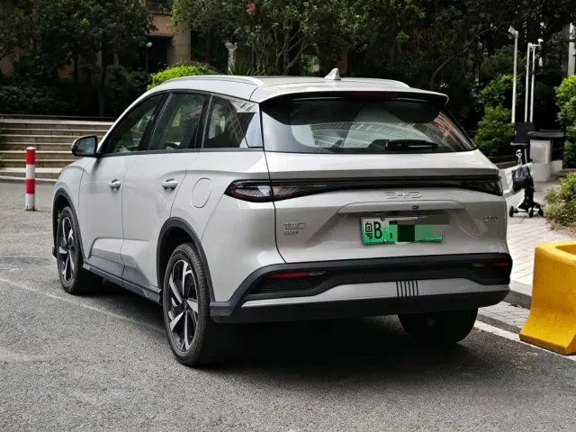 BYD Seal 05 DM-i — Фото автомобиля 6
