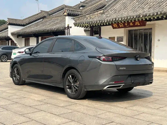 Changan Lamore — Фото автомобиля 5