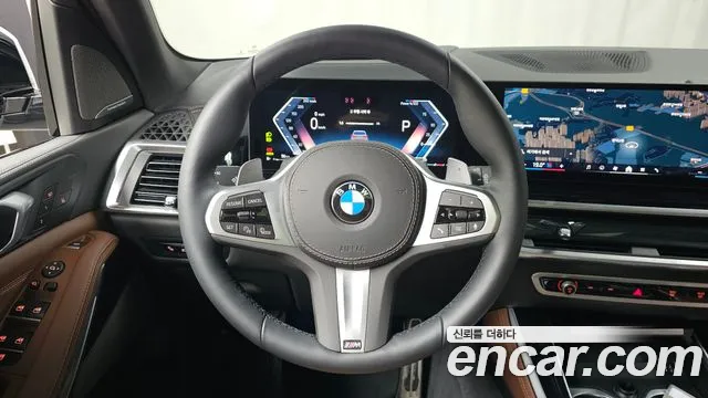 BMW X5 xDrive 40i M Sport — Фото автомобиля 13