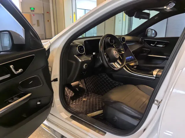 Mercedes-Benz C-Class — Фото автомобиля 5