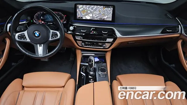 BMW 5 Series G30 — Фото автомобиля 10
