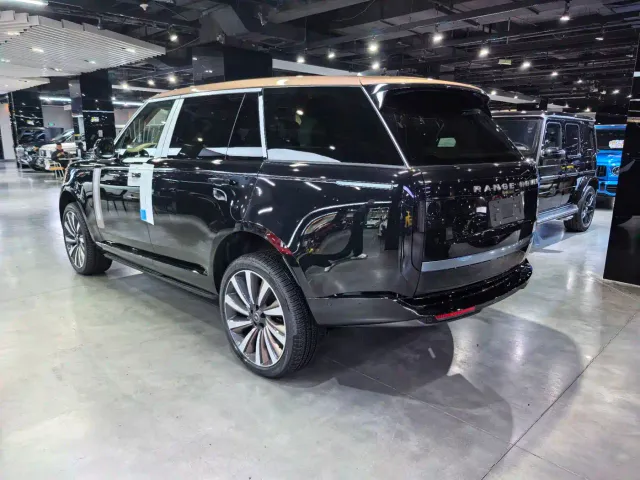 Land Rover Range Rover — Фото автомобиля 15