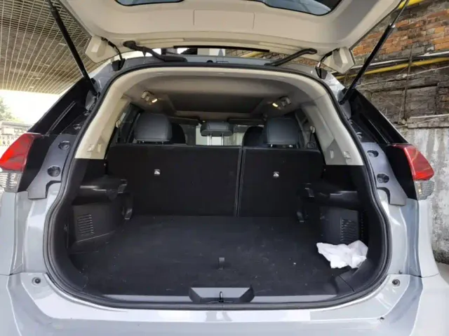 Nissan X-Trail — Фото автомобиля 18
