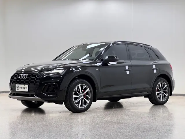 Фотография автомобиля — Audi Q5L