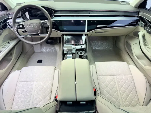 Audi A8 — Фото автомобиля 7