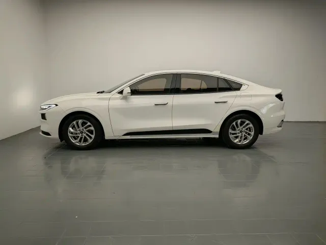 Ford Mondeo — Фото автомобиля 4
