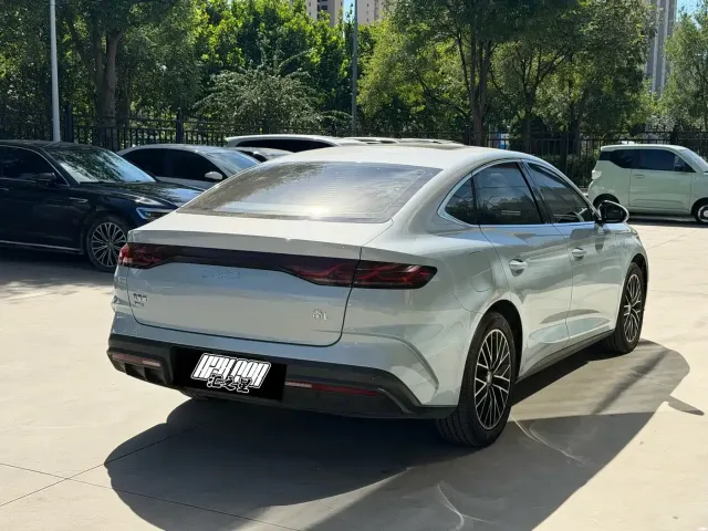 BYD Qin L — Фото автомобиля 2