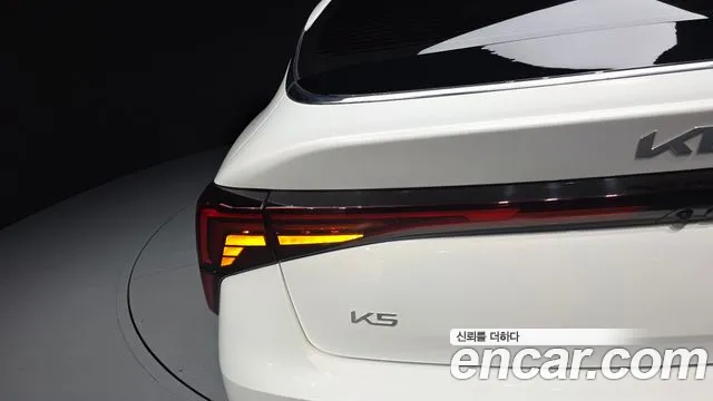 Kia K5 Новый K5 3 поколение 2.0 LPi(Для проката) — Фото автомобиля 23