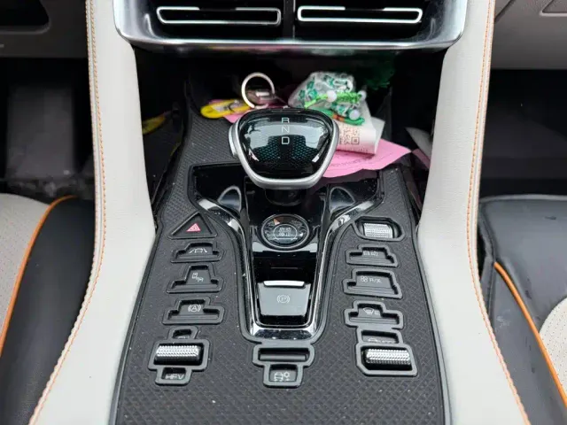 BYD Song PLUS — Фото автомобиля 9