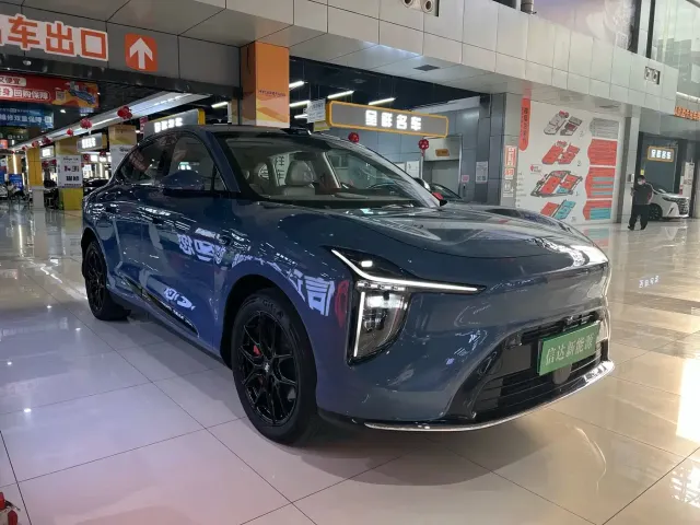 IM Motors LS6 — Фото автомобиля 3