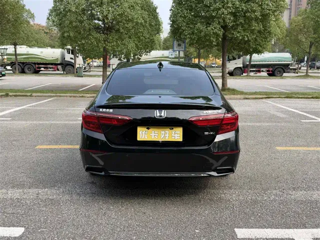 Honda Inspire — Фото автомобиля 6