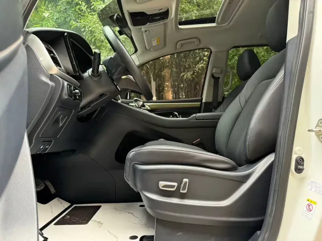 GAC Trumpchi M8 — Фото автомобиля 3