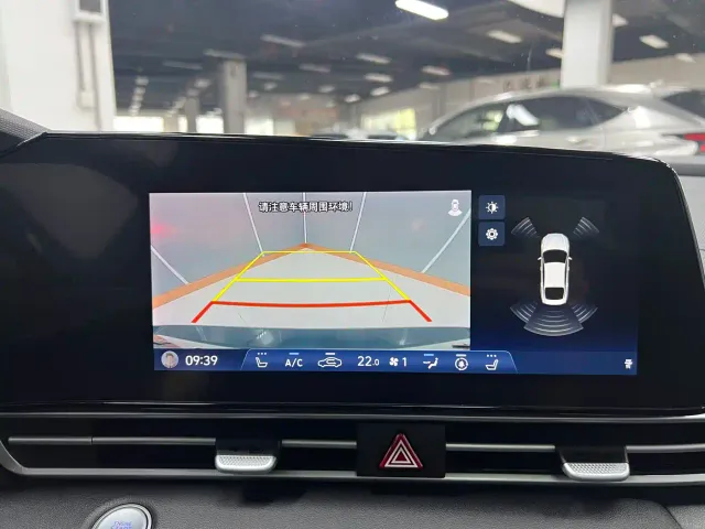 Hyundai Elantra — Фото автомобиля 9