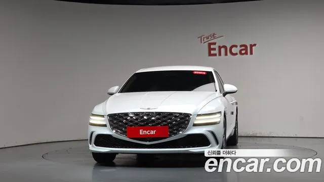 Genesis G80 RG3 — Фото автомобиля 3