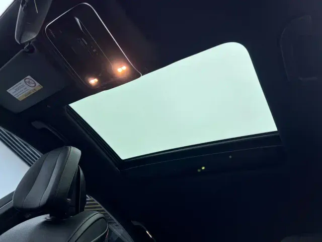 Mercedes-Benz C-Class — Фото автомобиля 16