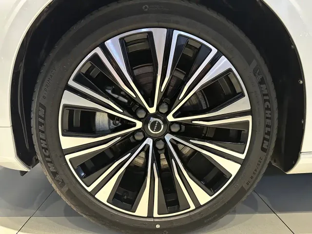 Volvo S60 — Фото автомобиля 19