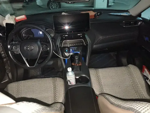 Toyota Harrier — Фото автомобиля 5
