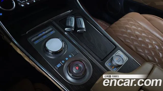 Genesis GV80 — Фото автомобиля 12