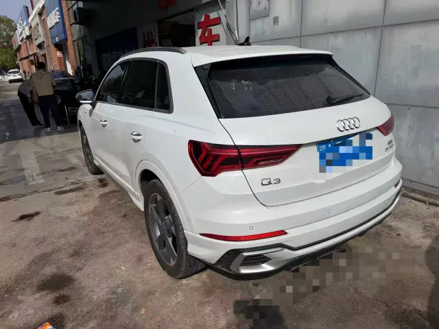 Audi Q3 — Фото автомобиля 9