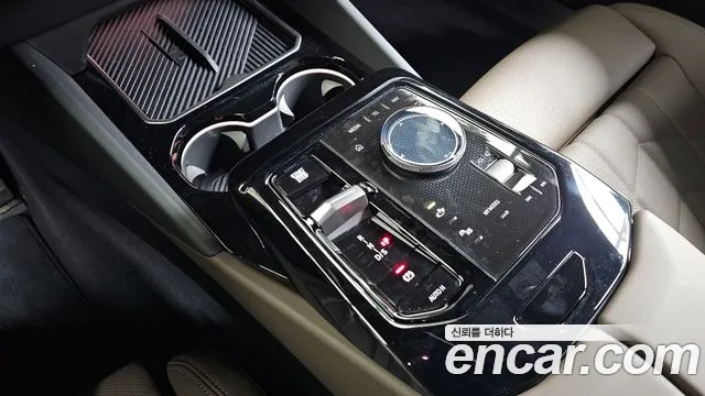 BMW 5-Series — Фото автомобиля 3
